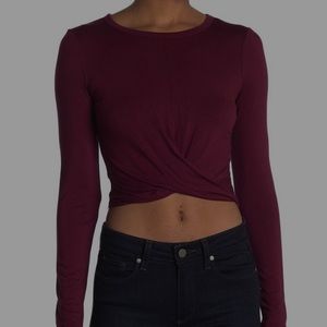 Socialite Women's Crew Neck Twist Front Long Sleeve Tee Burgundy size L.